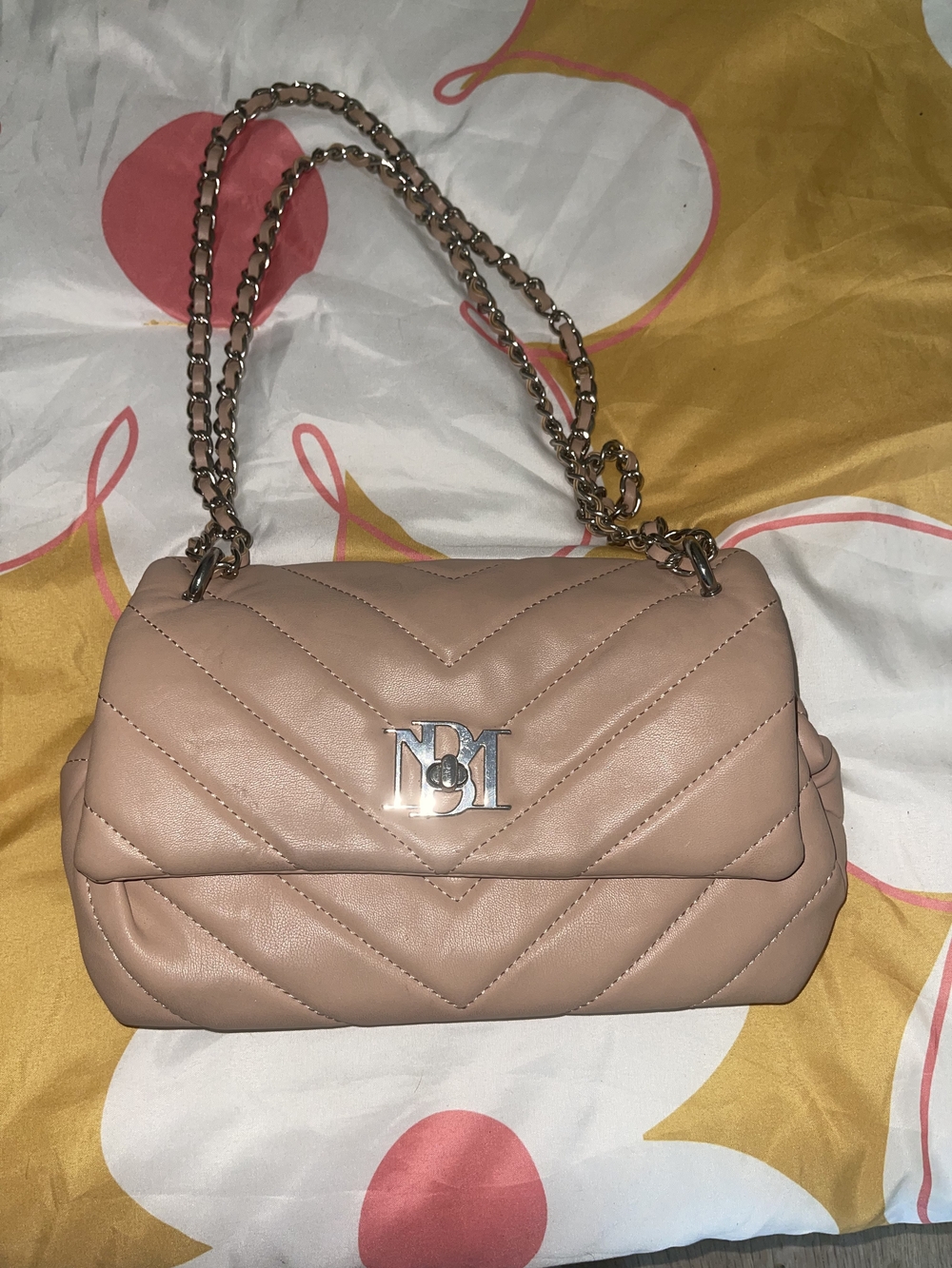 Quilted Chain Shoulder Bag in Blush Pink